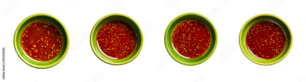 Φωτογραφία A set of four bowls of spicy chili sauce isolated on a transparent background, i