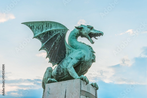 Slovenia, Ljubljana, Dragon Bridge at dawn