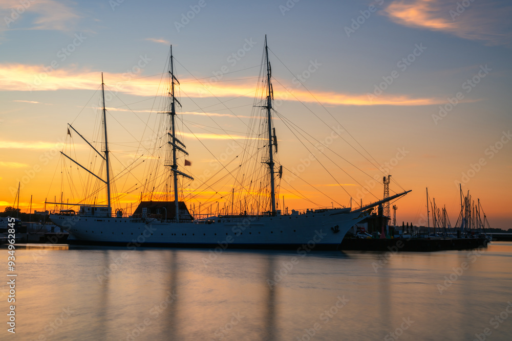 Gorch Fock in Stralsund im Abendlicht Gorch Fock in Stralsund im Abendlicht