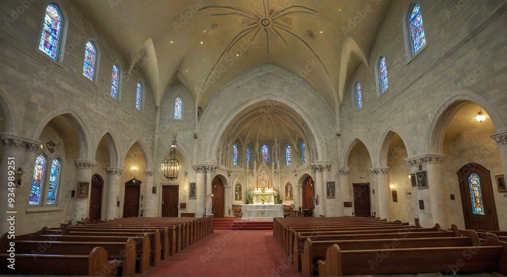 Fototapeta premium interior of the cathedral of the holy sepulchre