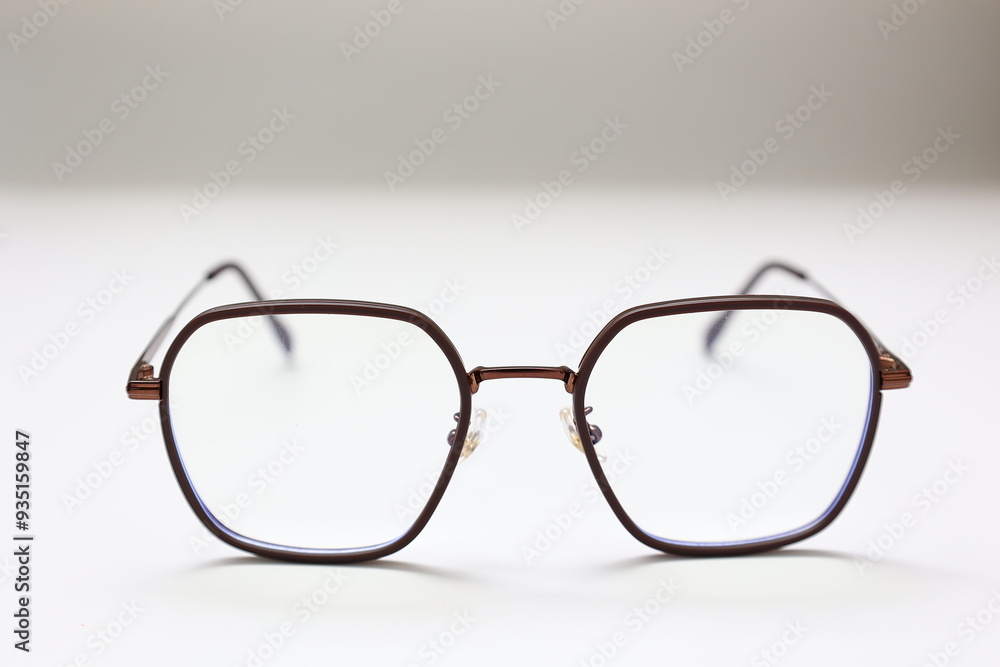 Fototapeta premium glasses on white background