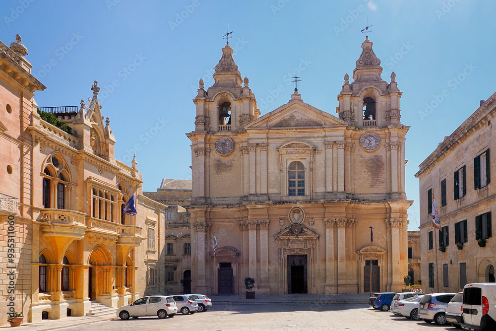 Naklejka premium Mdina is one of the most beautiful and popular places in the whole of Malta. It was once the capital of Malta.