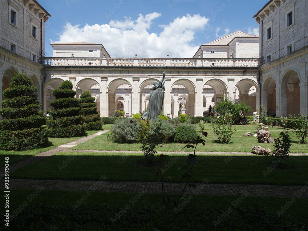 Obraz premium Visita giornaliera a Montecassino - Italia