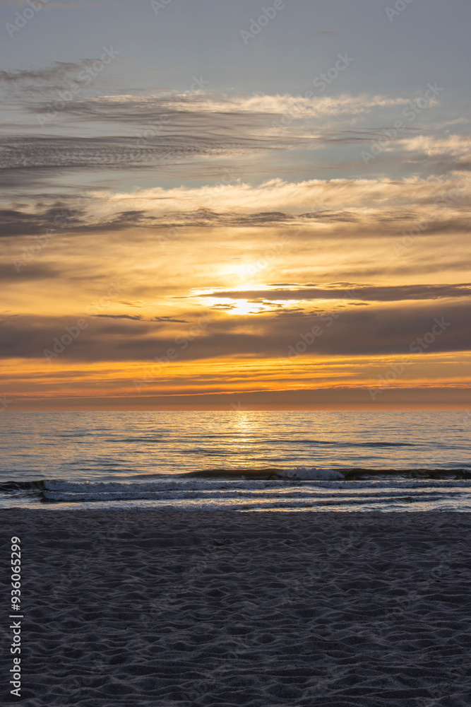 Obraz premium Sonnenuntergang in Wenningstedt Sylt