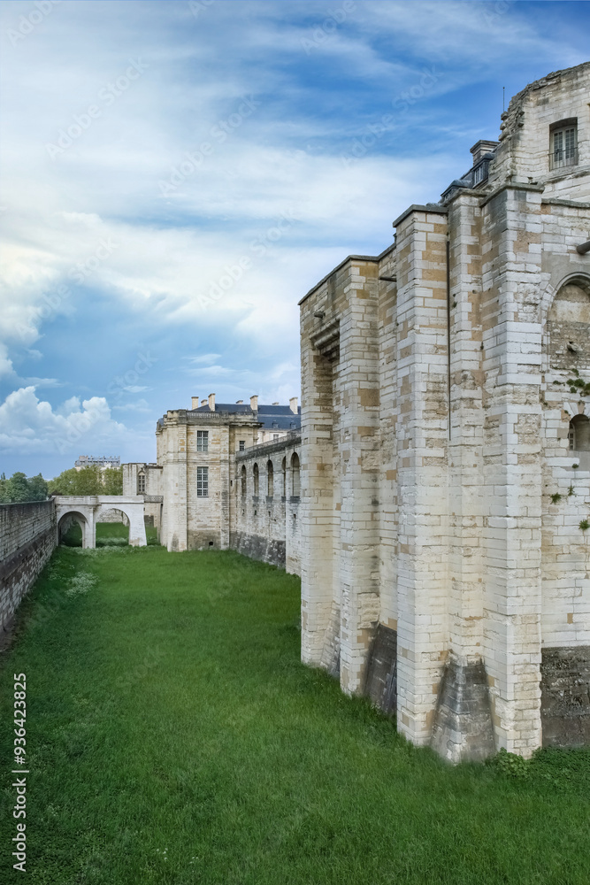 Fototapeta premium Vincennes in France, the beautiful French royal castle