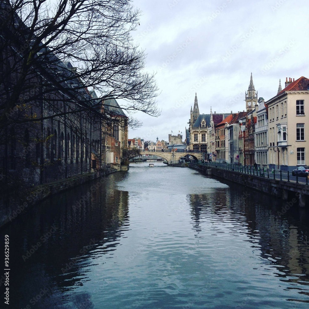 Fototapeta premium Waters of Gent