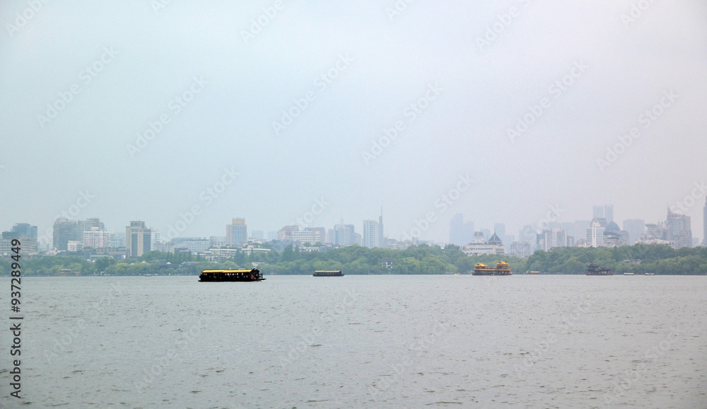 China, Hangzhou, Xihu Lake, famous freshwater lake
China, Hangzhou, Xihu Lake, famous freshwater lake