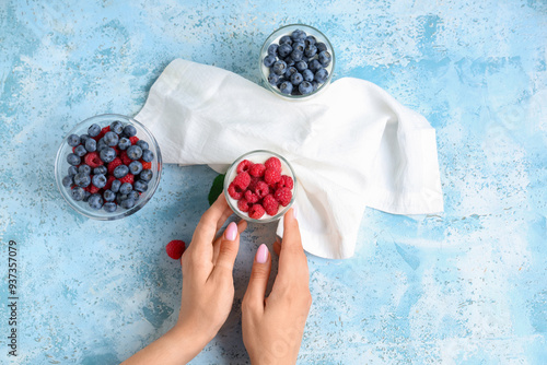 Healthy breakfast yogurt wi...