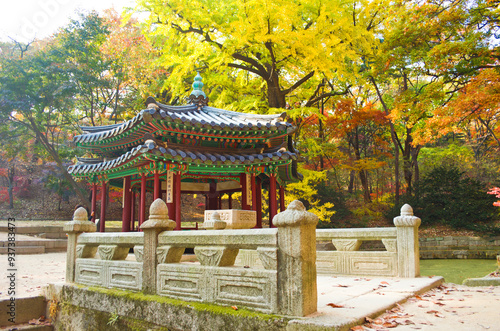 Wallpaper Mural Changdeok Palace in Autumn, Seoul city, South Korea. Torontodigital.ca