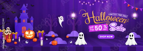 A Halloween sale banner template featuring pumpkins, candles, lanterns, and bats. Ideal for websites or banners, incorporating a variety of Halloween-themed designs.