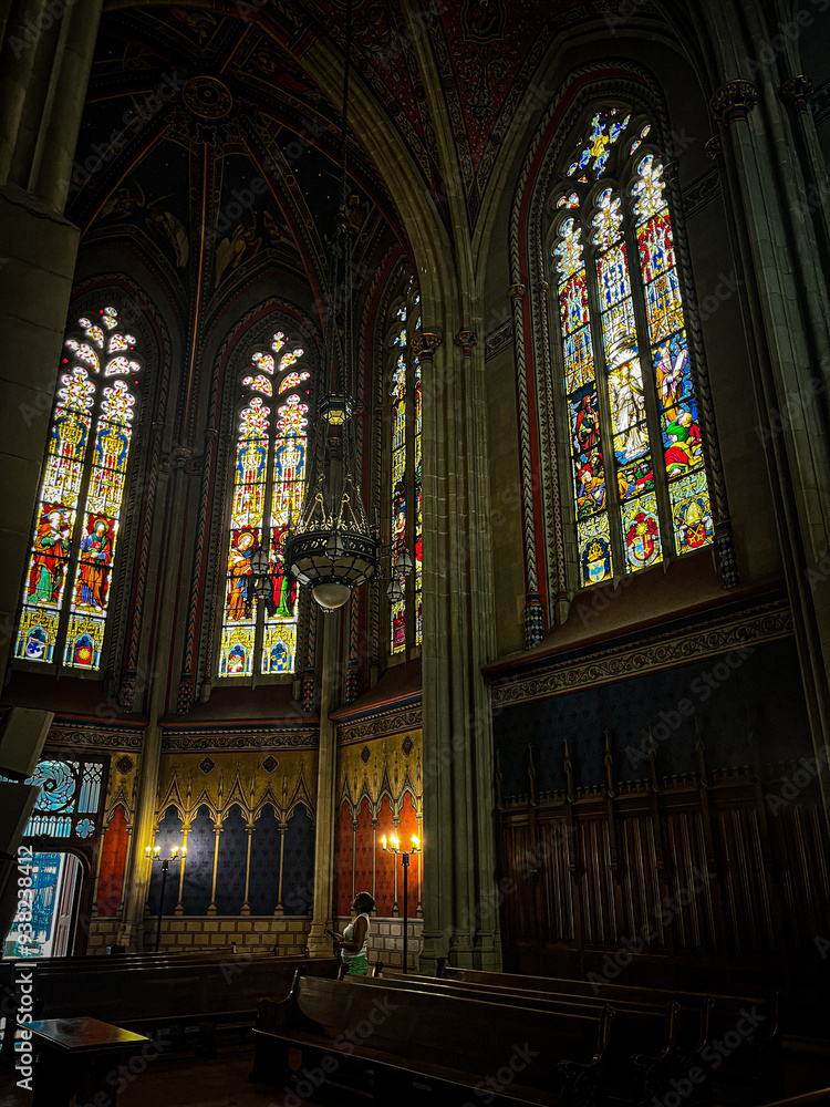 Magnifique, chapelle dans une cathédrale de Genève Magnifique, chapelle dans une cathédrale de Genève