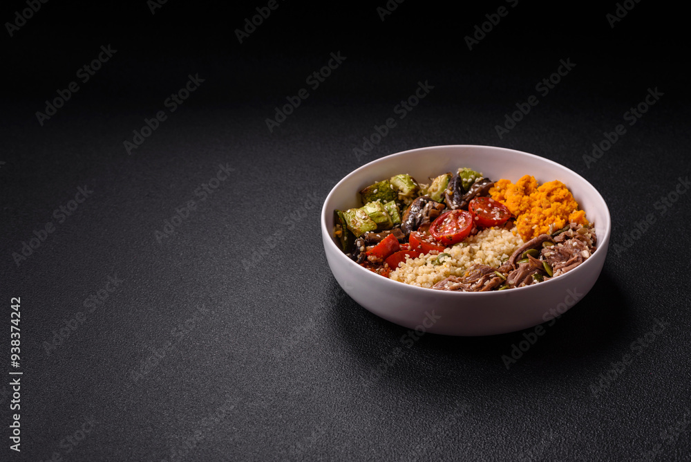 Bowl of food with beef, bulgur, tomatoes, mushrooms, zucchini Bowl of food with beef, bulgur, tomatoes, mushrooms, zucchini