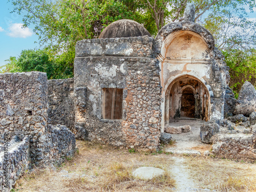 old mosque ruins at Kilwa Kisivani photo