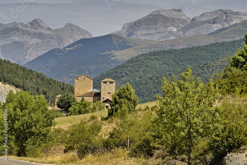 Quadro em tela castle museum of larres in the spanish province of huesca