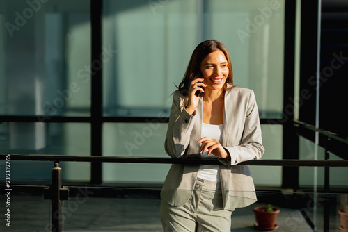 Professional woman smiles w...