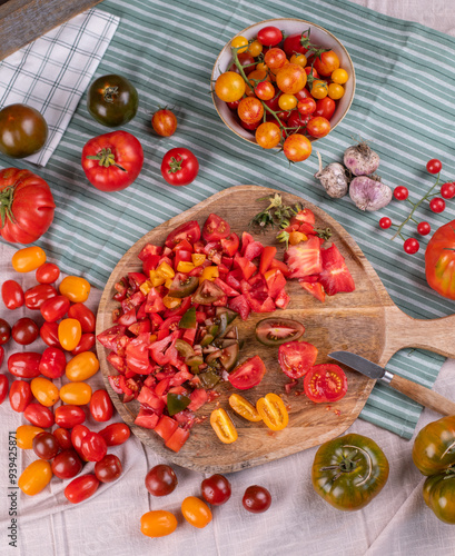 Tomaten verarbeiten, frische Tomaten aus dem Garten, Tomatensoße selber machen