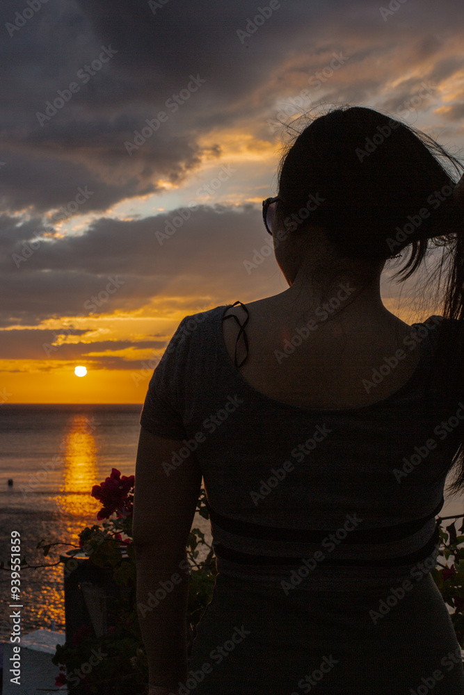 Fototapeta premium PG Island, Oriental Mindoro Province, Philippines - Silhouette of people on the beach at sunset