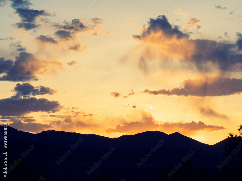 Obraz premium Sunset at a campsite in north American Rockies. 