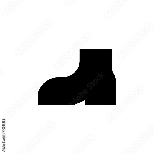 ISO prohibition safety signs_no outdoor footwear symbol only