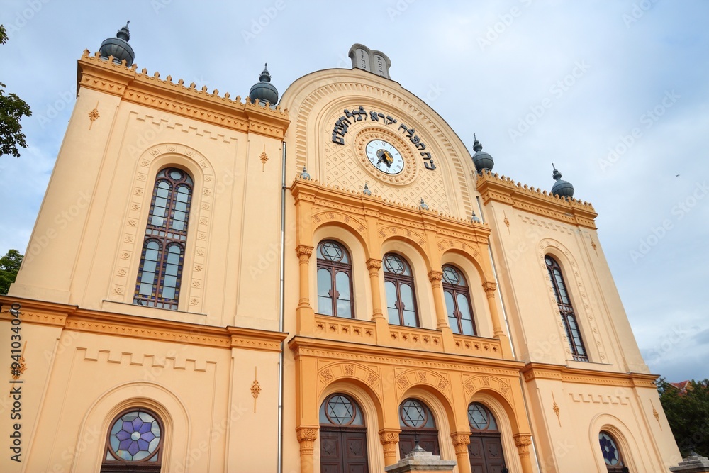 Fototapeta premium Hungary - Pecs Synagogue