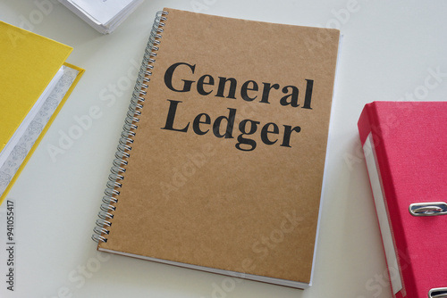 Εκτύπωση καμβά General ledger on an office desk. Symbolizes accounting.