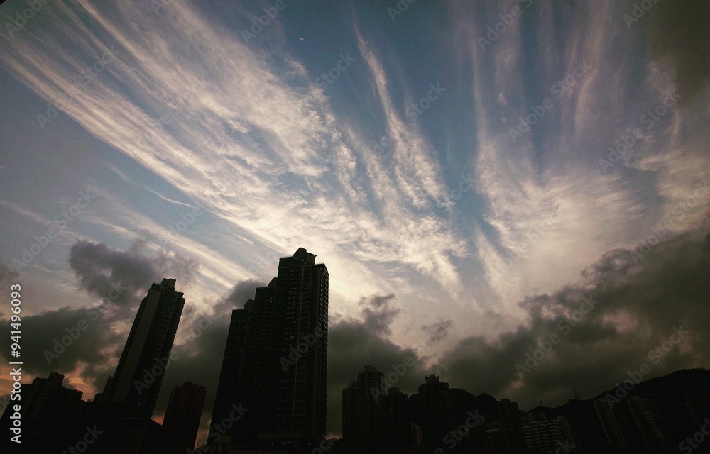 Fototapeta premium sunset over city