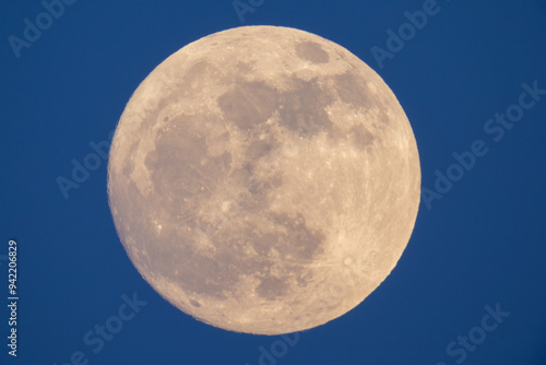 Obraz na płótnie photograph of the full moon taken with a reflex camera w salonie