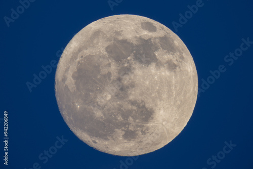 Obraz na płótnie photograph of the full moon taken with a reflex camera w salonie
