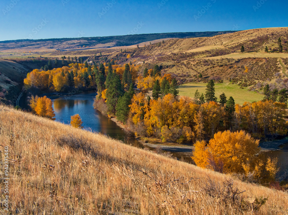USA, Washington State, Kittitas County. Fall colors along the Yakima River in Kittitas County. USA, Washington State, Kittitas County. Fall colors along the Yakima River in Kittitas County.