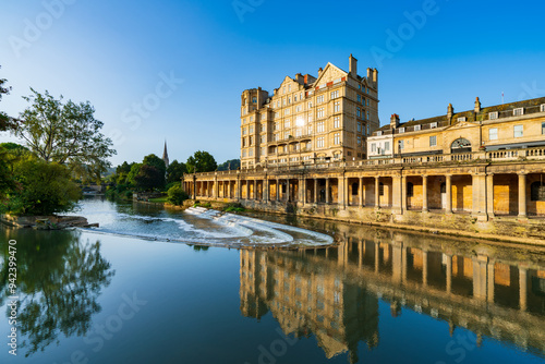 Obraz na płótnie Morning scenery of Pulteney weir at River Avon in city of Bath, Somerset. England w salonie