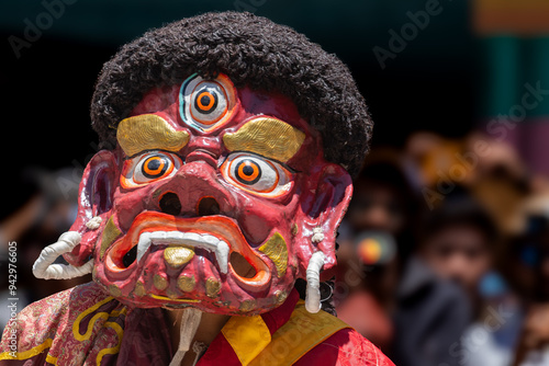 Fotografie Close up of a colorful mask worn by Buddhist monks during Hemis Monastery festival at Leh, Ladakh India