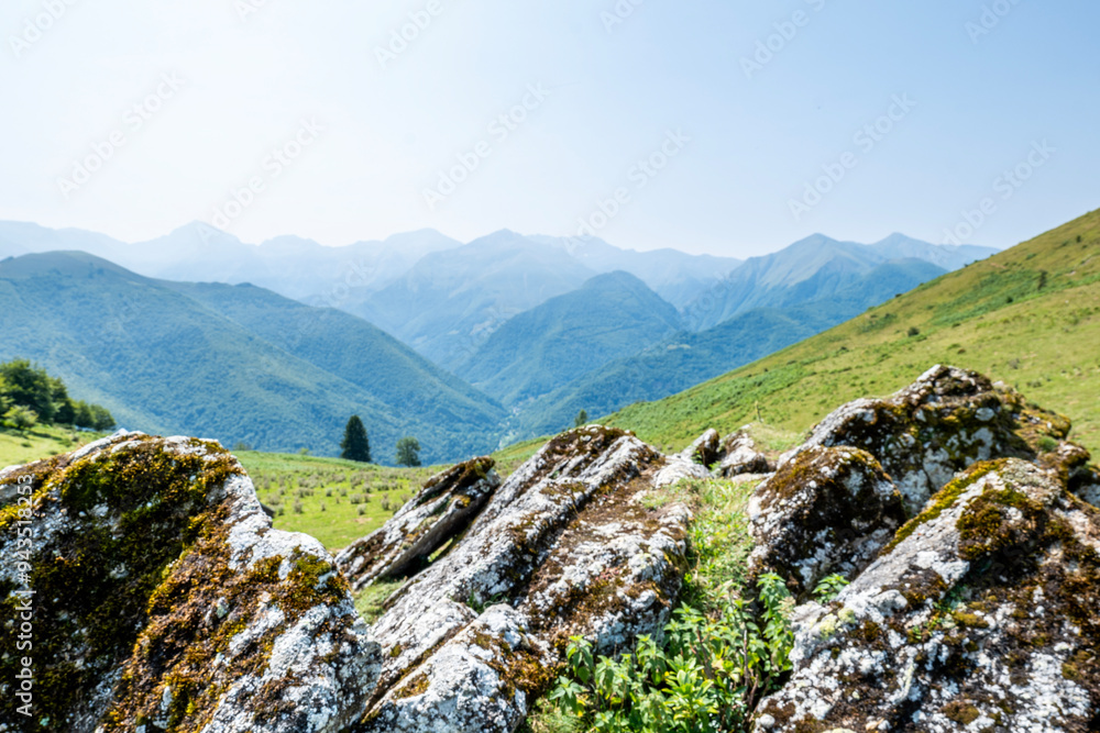 Fototapeta premium Rocky foreground with distant mountain view