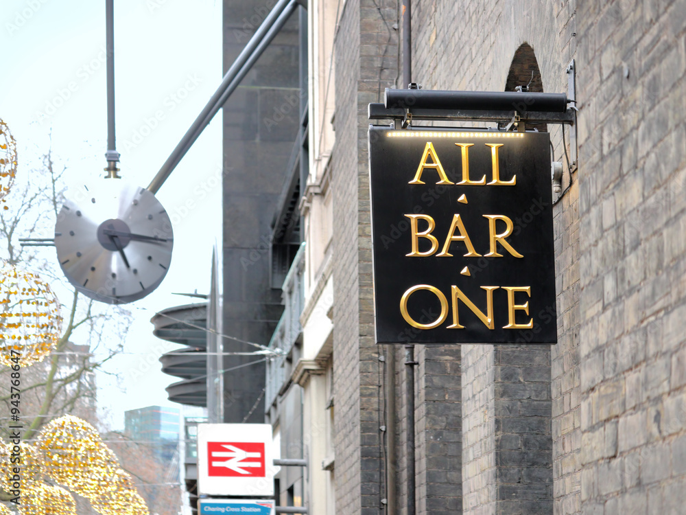 Foto de All Bar One is a chain consisting of 56 bars in the United ...