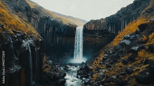 Svartifoss waterfall in Skaftafell National Park, Iceland, offers breathtaking views of nature's beauty. photo