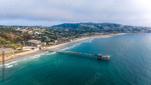 Fototapeta Naklejka Na Ścianę i Meble -  dBlick auf San Diego mit Pazifik und Scripps Pier