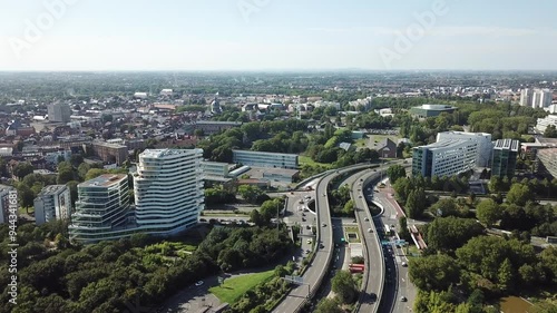 Trafic routier sur la rocade de la ville de Lille