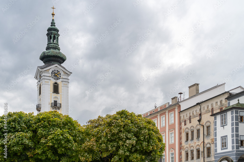 Fototapeta premium Stadtpfarrkirche in Freistadt | Österreichische Stadtgemeinde im Unteren Mühlviertel