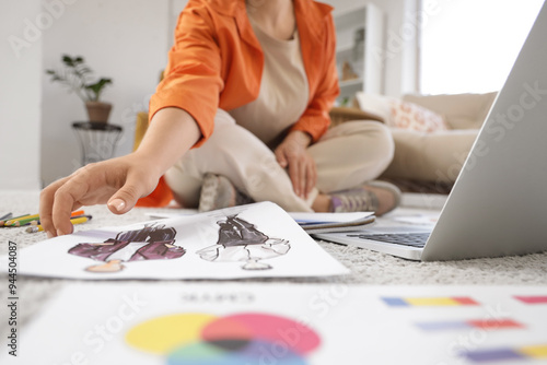 Female fashion designer wit...