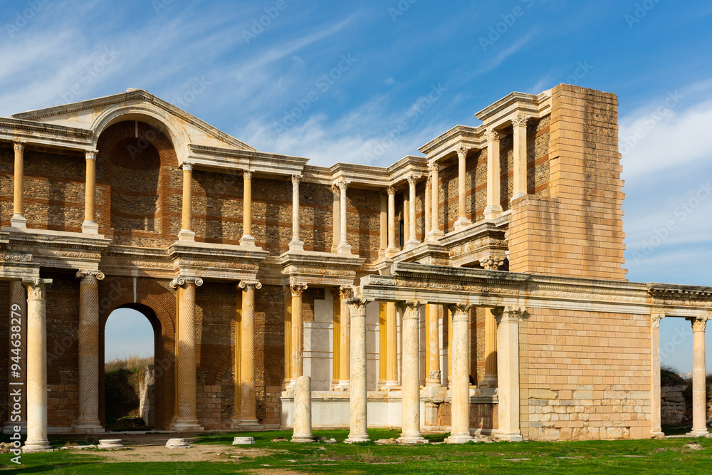 Fototapeta premium Sardis ancient city which has gymnasium and synagogue ruins and columns in Manisa, Turkey
