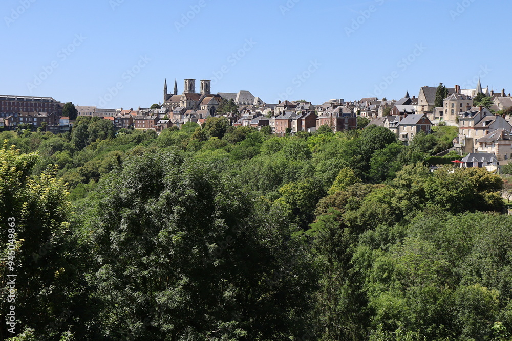 Vue d'ensemble de la ville, ville de Laon, département de l'Aisne, France Vue d'ensemble de la ville, ville de Laon, département de l'Aisne, France
