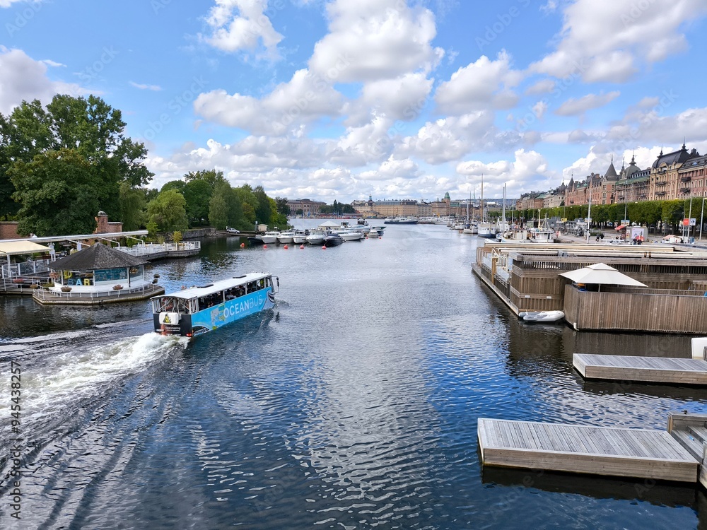 Naklejka premium Boats between Stockholm's islands