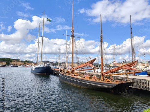 Canvas Print Boats between Stockholm's islands