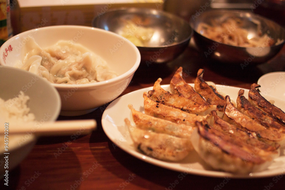Crispy Pan-Fried Japanese Gyoza Dumplings Crispy Pan-Fried Japanese Gyoza Dumplings