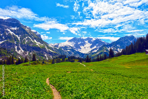 Wanderweg vom Hochtannbergpass in Warth zum Körbersee in Schröcken (Vorarlberg, Österreich)	 photo