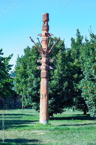 Friendship totem in Istanbul Sütlüce park photo