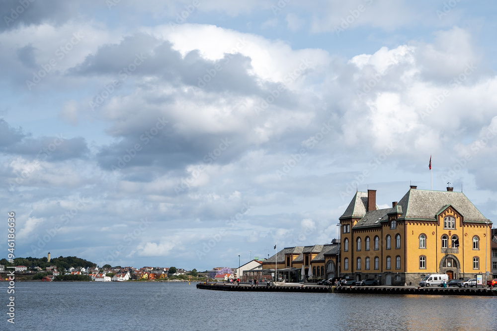 Obraz premium the beautiful scenery and landscapes of the Norwegian Fjords