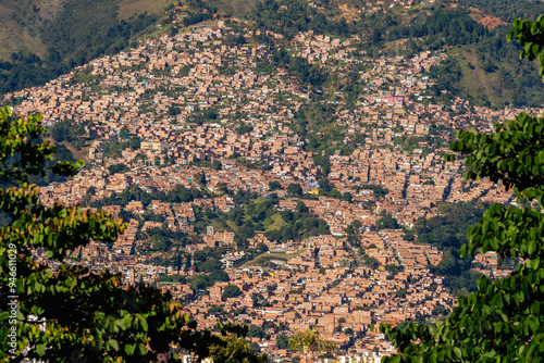 Foto Aerial view of a popular district on a hill of Medellin, Medellín, Antioquia, Colombia