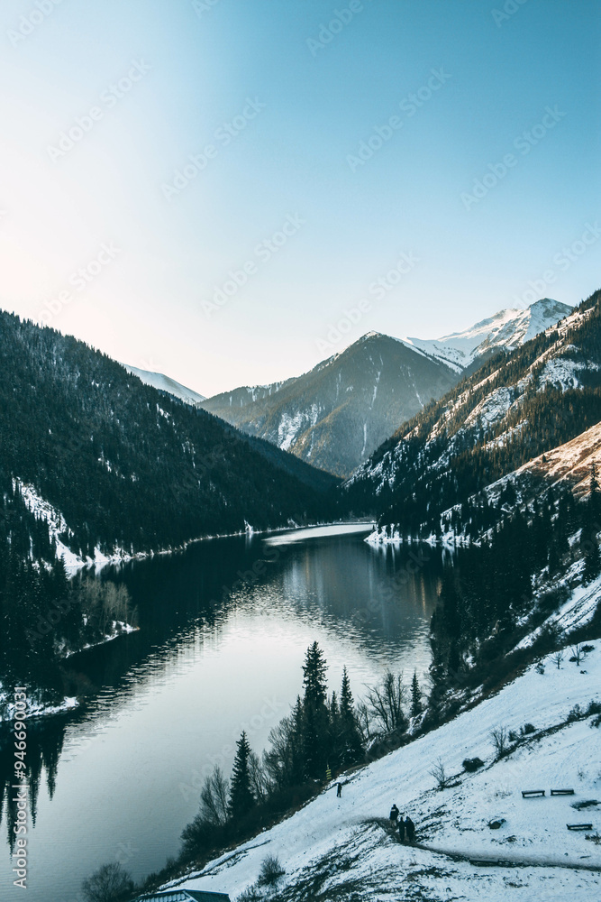 Fototapeta premium Winter lake