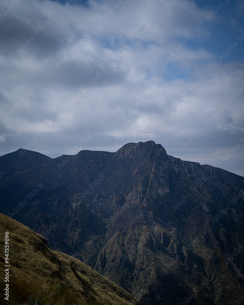 Montaña quemada Montaña quemada