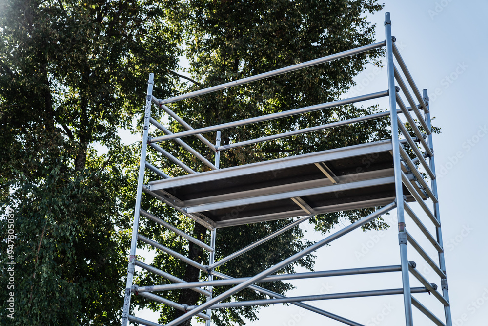 © K - Aluminium construction scaffolding tower complected © K - Aluminium construction scaffolding tower complected